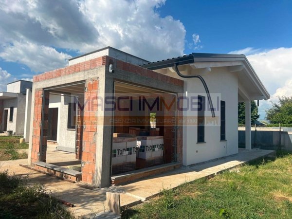casa indipendente in vendita a Fiano Romano