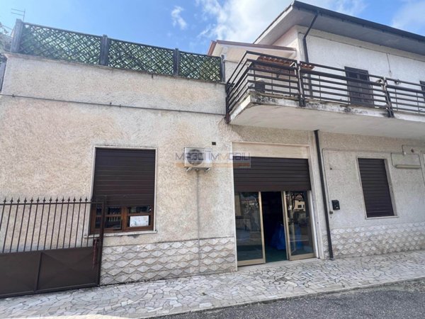 ufficio in vendita a Fiano Romano