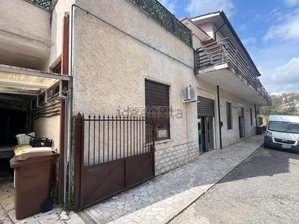 locale di sgombero in vendita a Fiano Romano