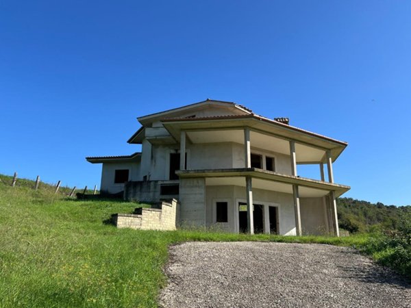 casa indipendente in vendita a Fiano Romano