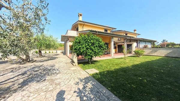casa indipendente in vendita a Fiano Romano