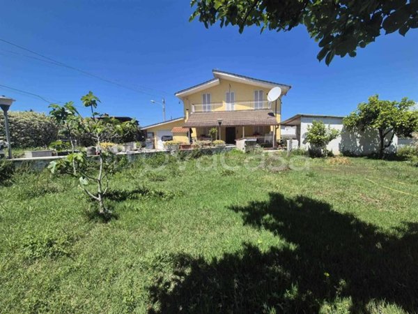 casa indipendente in vendita a Fiano Romano