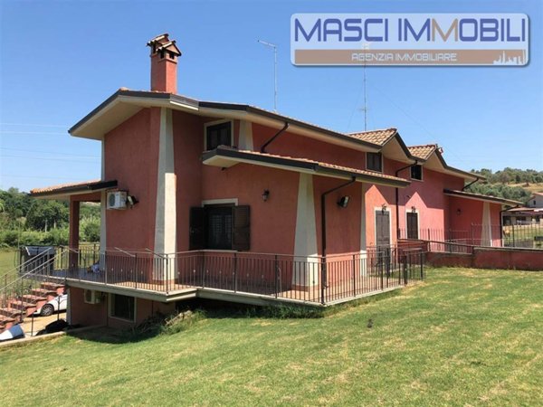 casa indipendente in vendita a Fiano Romano
