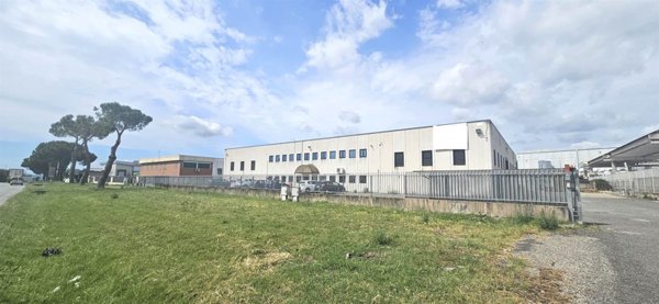 negozio in vendita a Fiano Romano