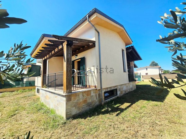 casa indipendente in vendita a Fiano Romano