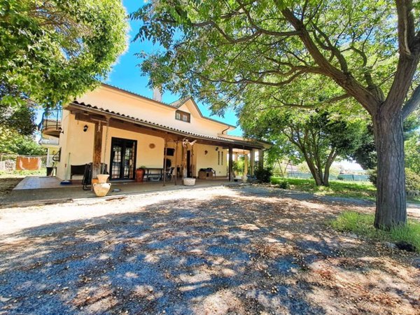casa indipendente in vendita a Fiano Romano
