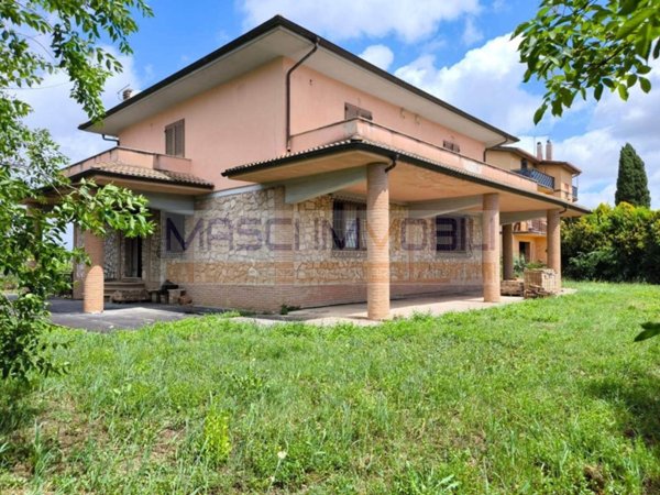 casa indipendente in vendita a Fiano Romano