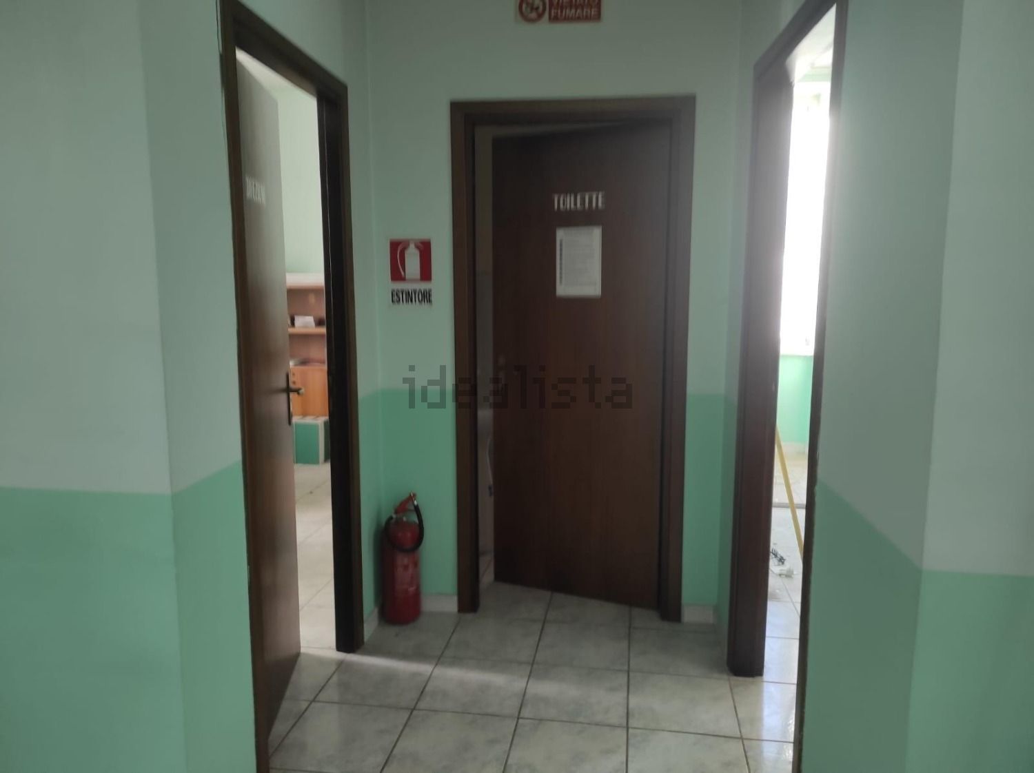 locale commerciale in vendita a Fiano Romano