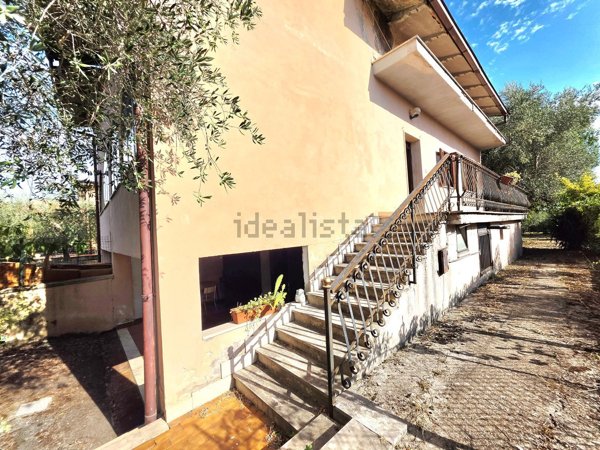 casa indipendente in vendita a Fiano Romano