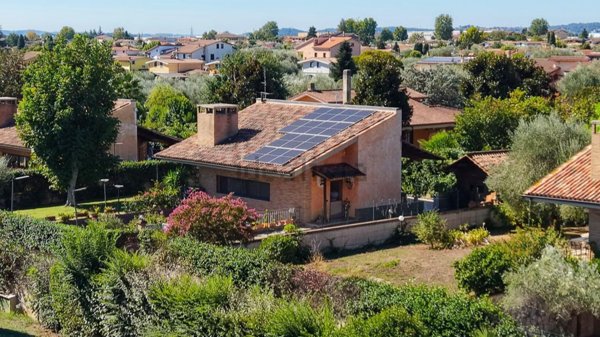 casa indipendente in vendita a Fiano Romano