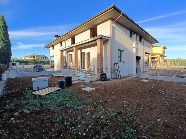 appartamento in vendita a Fiano Romano