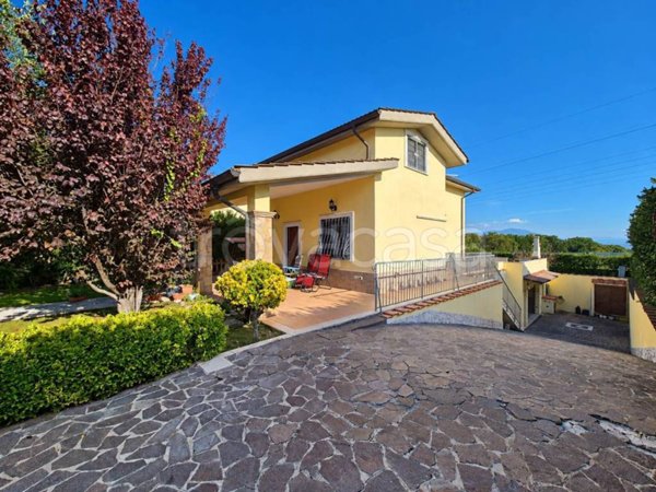 casa indipendente in vendita a Fiano Romano