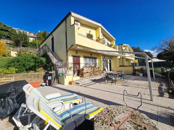 casa indipendente in vendita a Filacciano