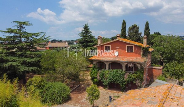 casa indipendente in vendita a Formello