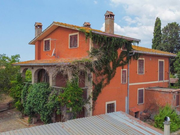 casa indipendente in vendita a Formello
