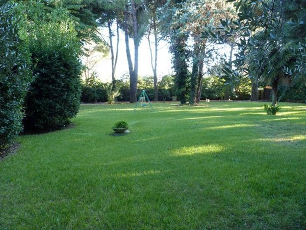 casa indipendente in vendita a Formello in zona Le Rughe