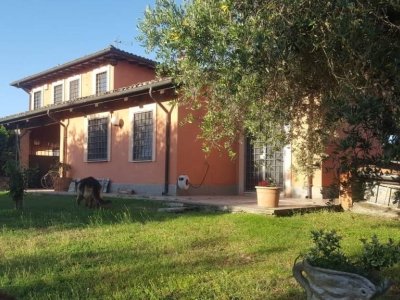 villa in vendita a Formello