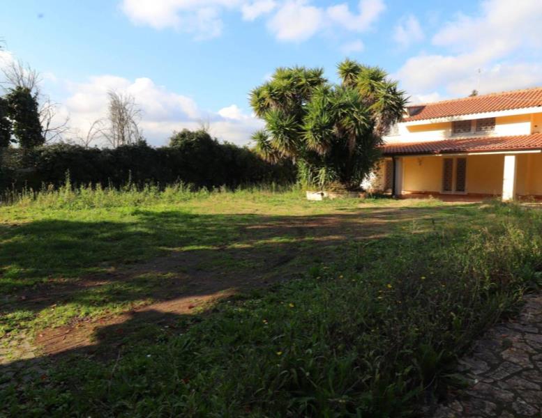 casa indipendente in vendita a Formello