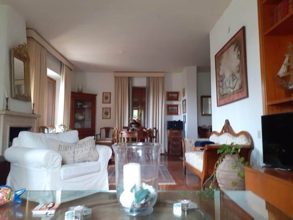 casa indipendente in vendita a Formello