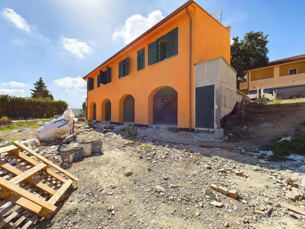 casa indipendente in vendita a Formello in zona Le Rughe