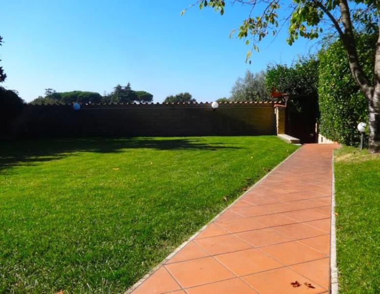 casa indipendente in vendita a Formello in zona Le Rughe