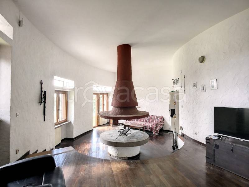 casa indipendente in vendita a Formello