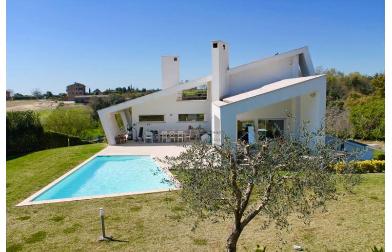 casa indipendente in vendita a Formello