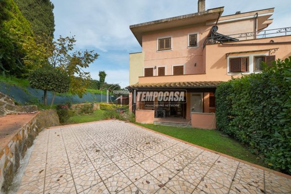 appartamento in vendita a Formello