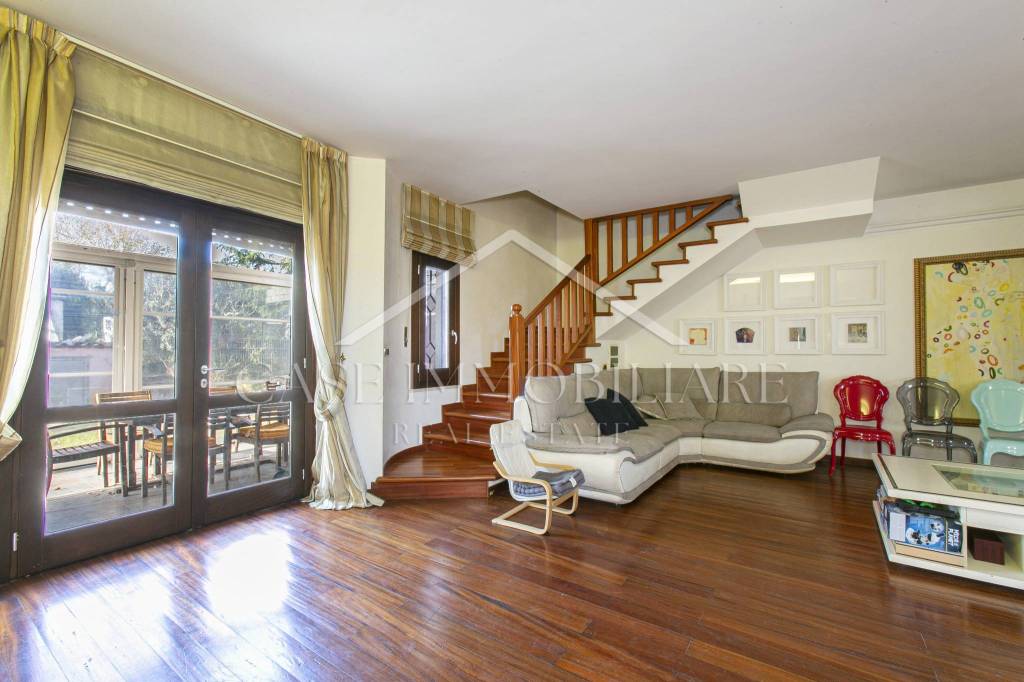 casa indipendente in vendita a Formello