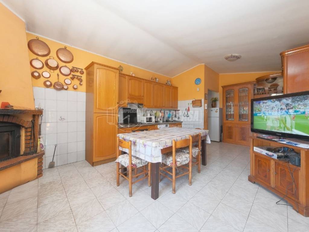 casa indipendente in vendita a Formello