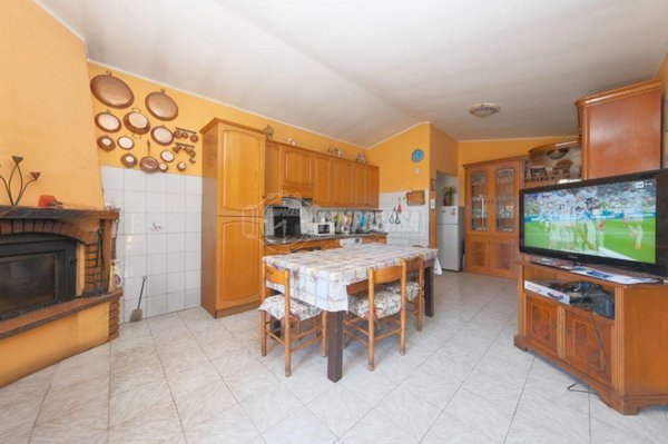 casa indipendente in vendita a Formello