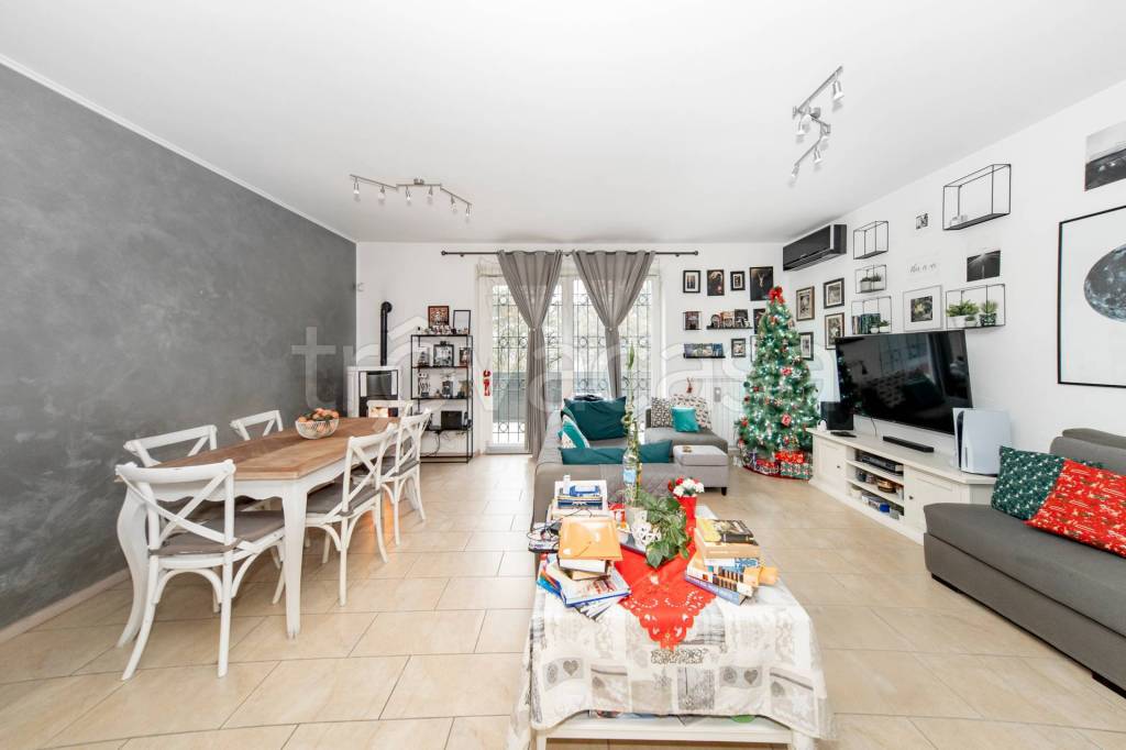 casa indipendente in vendita a Formello