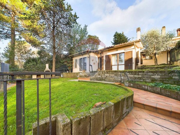 casa indipendente in vendita a Formello