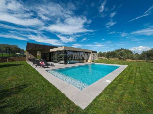 casa indipendente in vendita a Formello