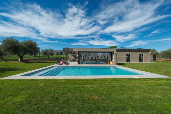 casa indipendente in vendita a Formello