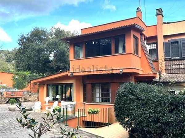 villa in vendita a Formello