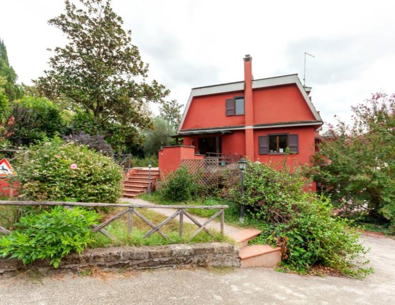 casa indipendente in vendita a Formello