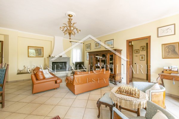 casa indipendente in vendita a Formello
