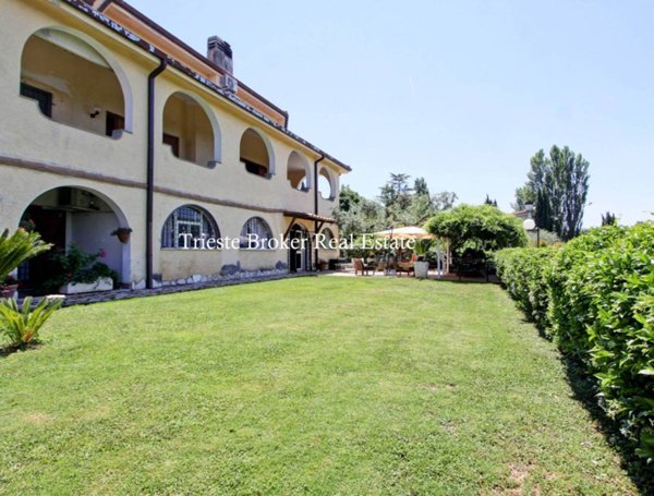 casa indipendente in vendita a Formello