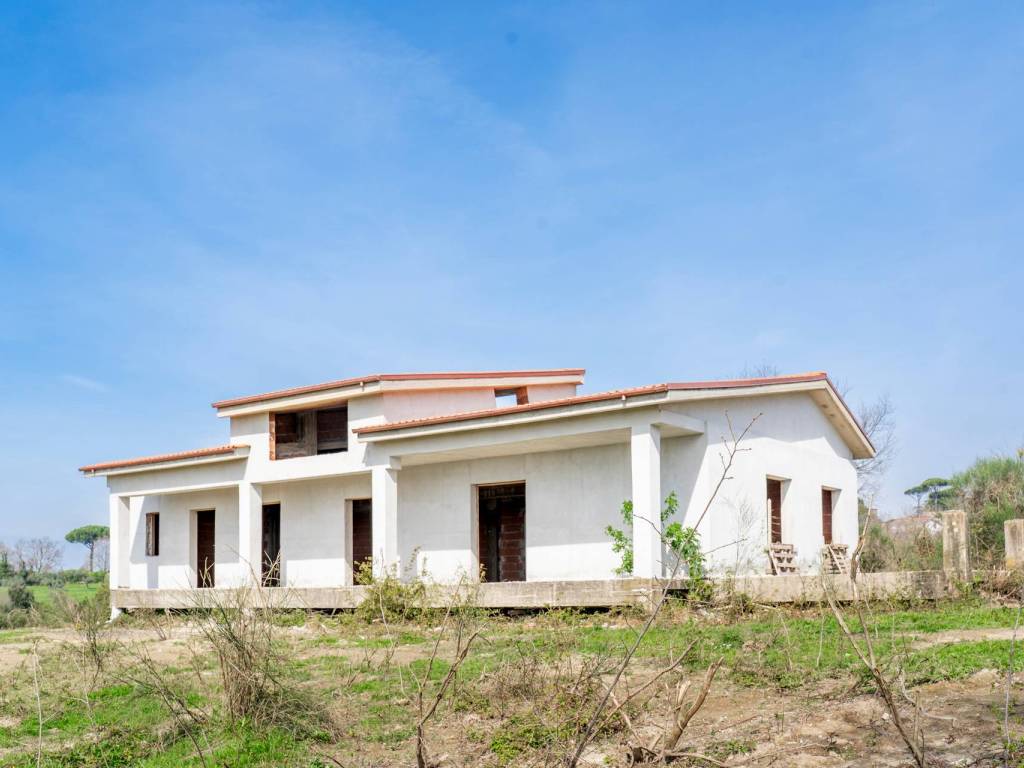 casa indipendente in vendita a Formello