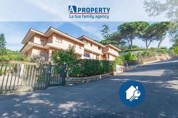 casa indipendente in vendita a Formello in zona Le Rughe