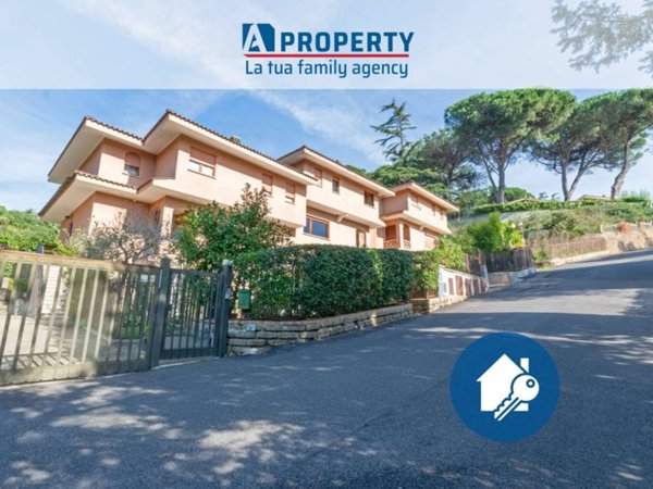 casa indipendente in vendita a Formello in zona Le Rughe