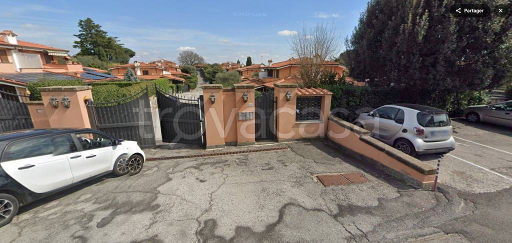 appartamento in vendita a Formello in zona Le Rughe