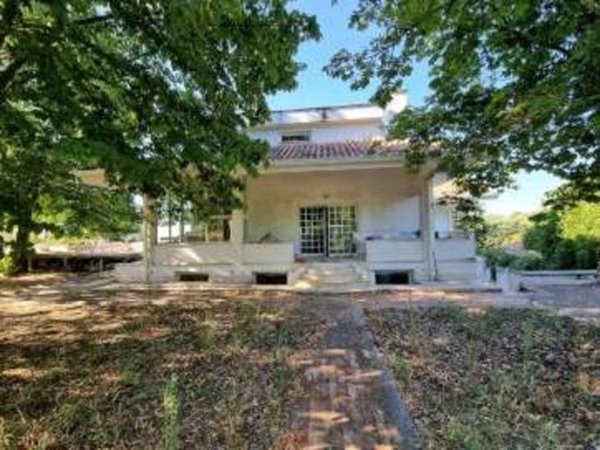 casa indipendente in vendita a Formello