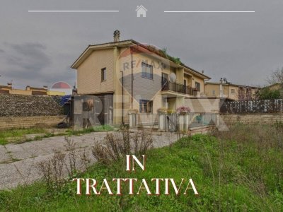 casa indipendente in vendita a Formello