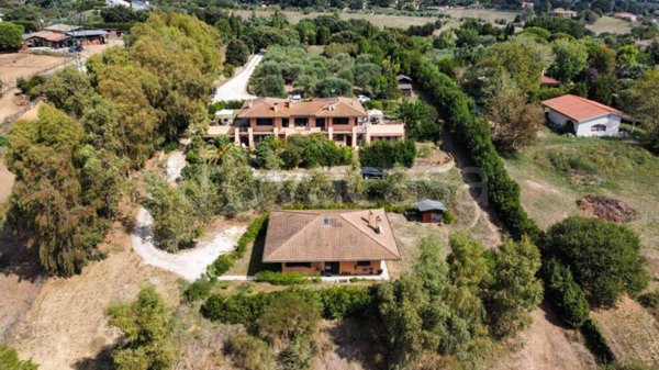 casa indipendente in vendita a Formello