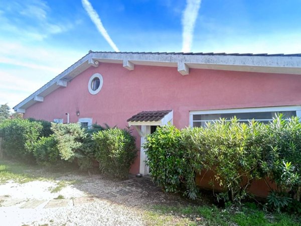 casa indipendente in vendita a Formello
