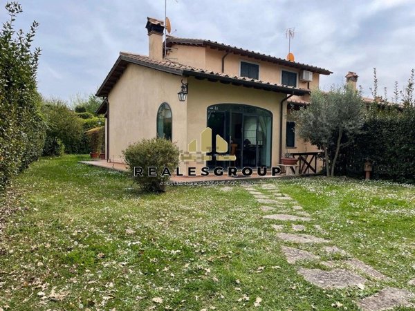 casa indipendente in vendita a Formello in zona Le Rughe