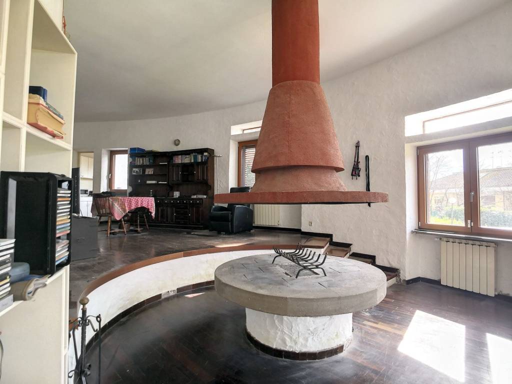 casa indipendente in vendita a Formello