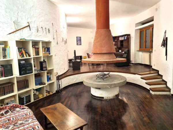 casa indipendente in vendita a Formello